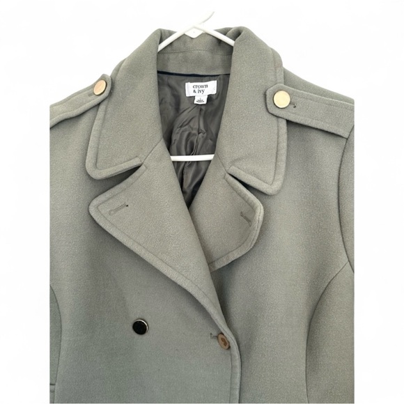 Crown & Ivy Sage Double Breasted Short Pea Coat Fluted Sleeves-Size Large - Picture 2 of 11